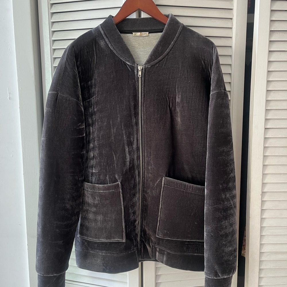 Zara Velvet Bomber Jacket size M women’s